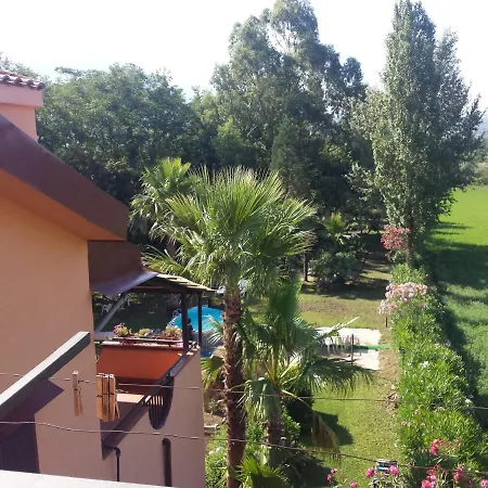 Bed and Breakfast Nerium House Relax Amorosi